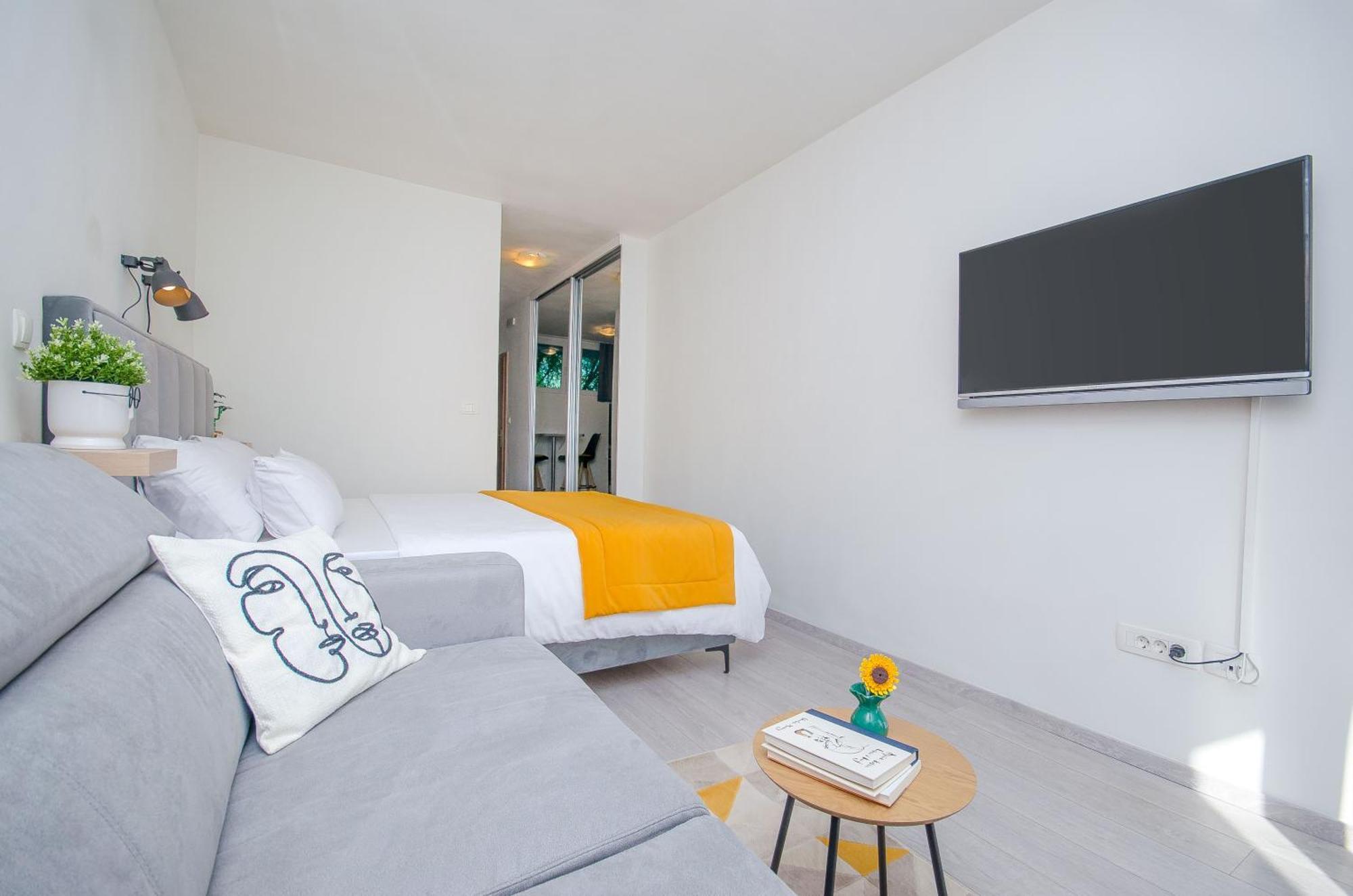 Side By Side Apartments Split Luaran gambar