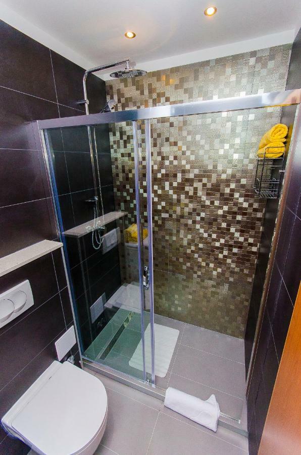 Side By Side Apartments Split Luaran gambar