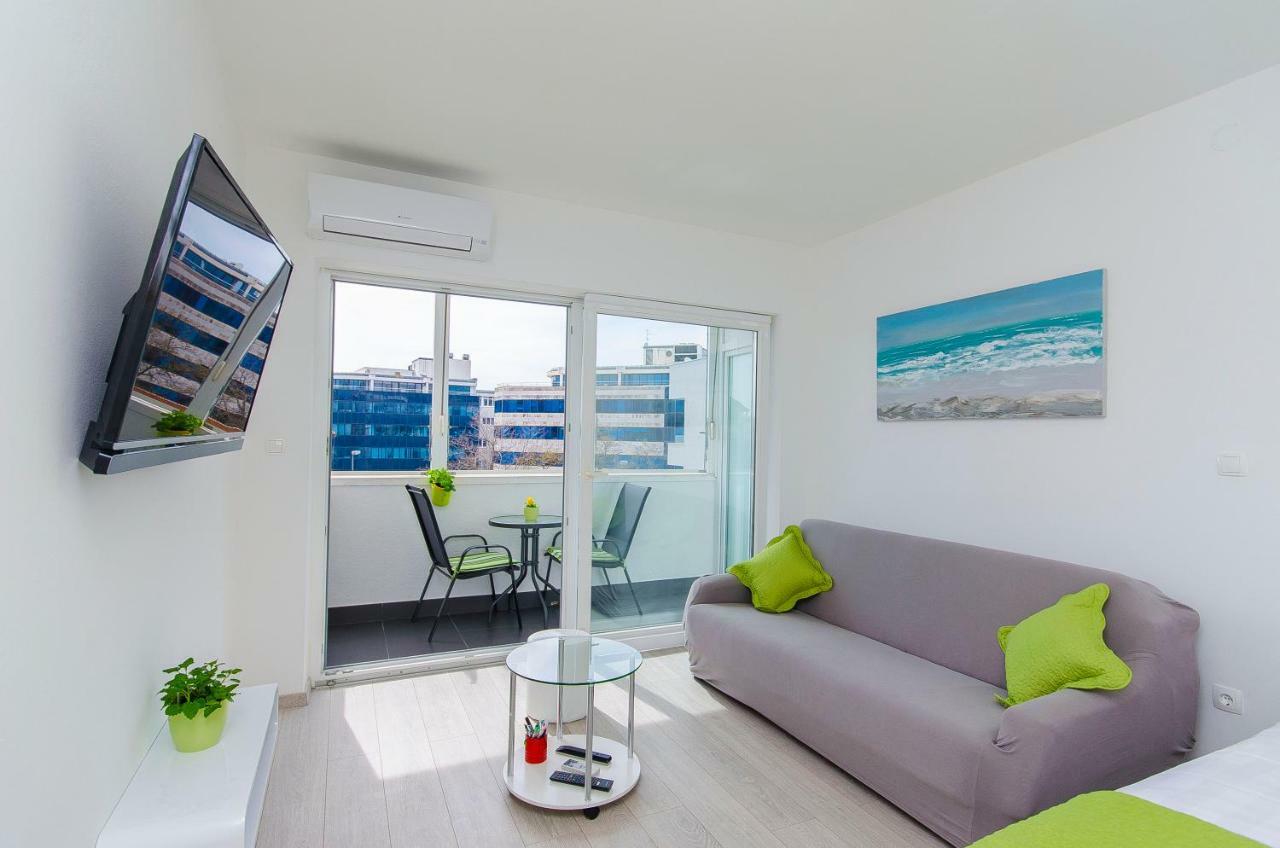 Side By Side Apartments Split Luaran gambar