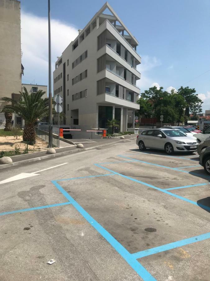 Side By Side Apartments Split Luaran gambar